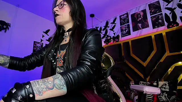 Evangelinejoness  online show from January 7, 11:34 am