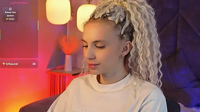 mia silkk online show from January 16, 6:17 am