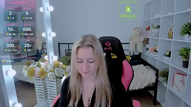 Lulu   Moon online show from October 29, 6:59 am