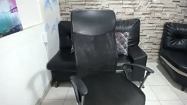 rom weasley online show from October 17, 11:02 am