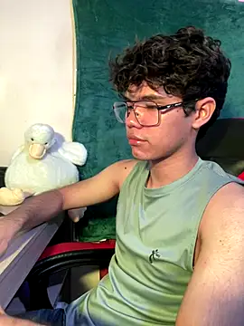 Snapshot of Im_Camii chatting on October 12, 5:34 pm Im Camii online show from October 12, 5:34 pm