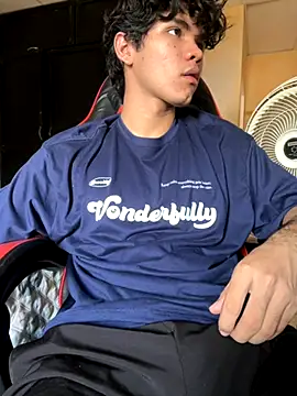 Snapshot of Im_Camii chatting on November 9, 6:17 pm Im Camii online show from November 9, 6:17 pm