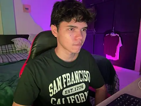 Im Camii online show from April 15, 4:58 pm