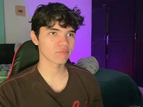 Snapshot of Im_Camii chatting on May 21, 6:26 pm Im Camii online show from May 21, 6:26 pm