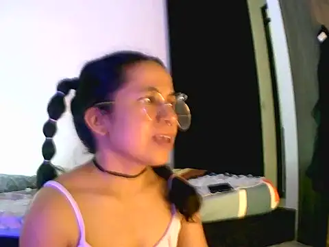 Snapshot of chiarafus0 chatting on November 8, 6:29 pm chiarafus0 online show from November 8, 6:29 pm