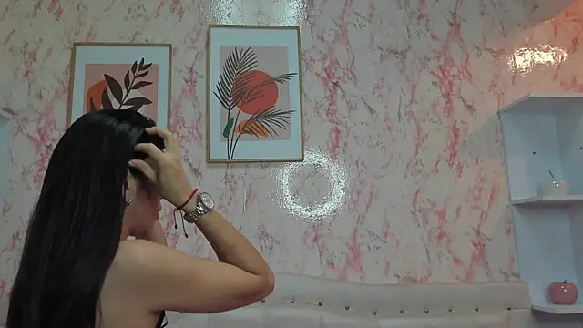 Snapshot of GabbiePrice chatting on November 11, 2:39 pm GabbiePrice online show from November 11, 2:39 pm