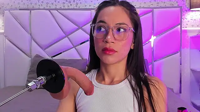 GabbiePrice online show from March 16, 12:09 pm