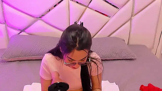 GabbiePrice online show from May 31, 3:08 pm