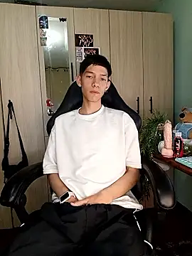 heyy noah11 online show from January 9, 1:19 am