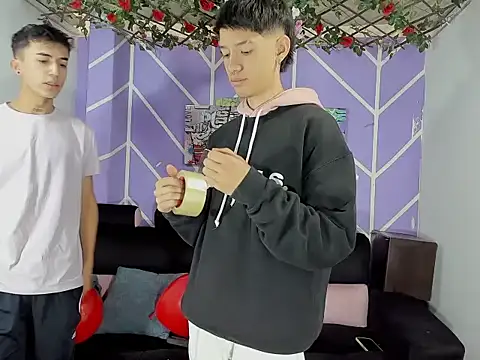 heyy noah11 online show from February 14, 1:41 pm