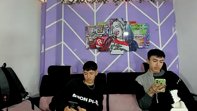 heyy noah11 online show from April 13, 1:27 pm