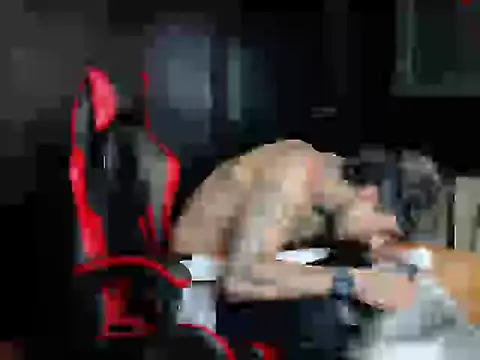 Molotov Explosive online show from November 21, 9:35 pm