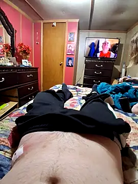 Snapshot of Gdaddy13 chatting on October 11, 8:13 am Gdaddy13 online show from October 11, 8:13 am