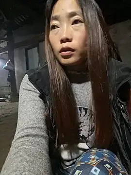 Maymay   online show from November 20, 1:00 pm