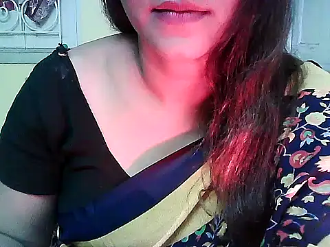 Snapshot of Model_Srinika chatting on October 26, 10:10 am Model Srinika online show from October 26, 10:10 am
