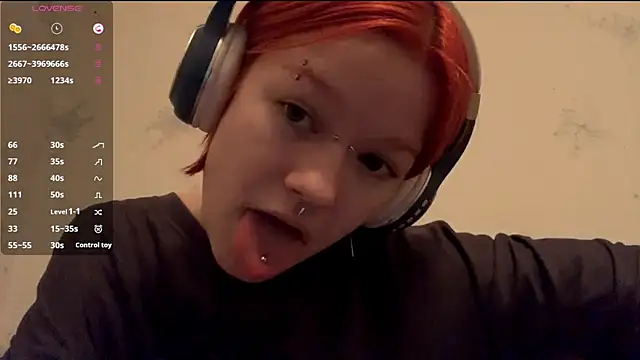 Snapshot of LorRebak chatting on January 6, 2:43 pm LorRebak online show from January 6, 2:43 pm