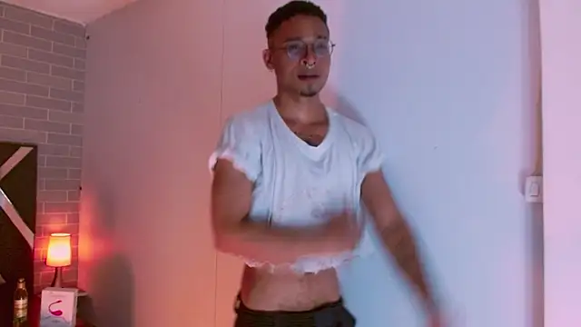 Jayden Morris online show from April 9, 6:19 am