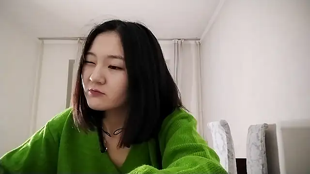 Lyndasilk online show from November 1, 3:14 pm