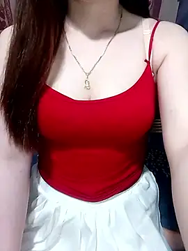 LeanaLy online show from March 23, 1:04 pm