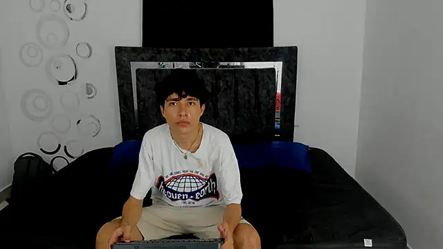 Horny Young Boys online show from October 13, 4:01 am