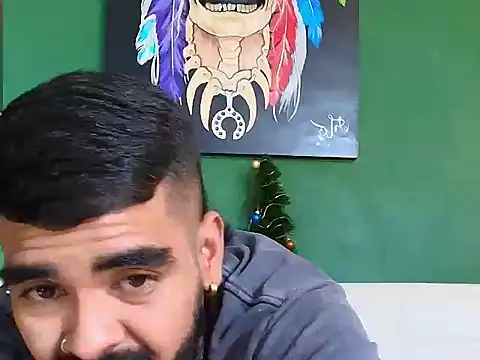 Snapshot of black_kameron_ chatting on November 26, 8:32 pm black kameron online show from November 26, 8:32 pm