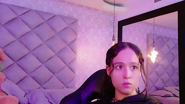 CARO ADAMS1 online show from December 2, 11:26 am