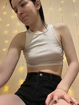  LovelyDana  online show from December 21, 6:59 pm