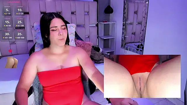 EvaBloom   online show from March 13, 9:10 pm