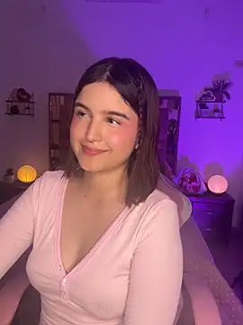 Snapshot of MIACUTEE_ chatting on October 15, 2:55 am MIACUTEE online show from October 15, 2:55 am