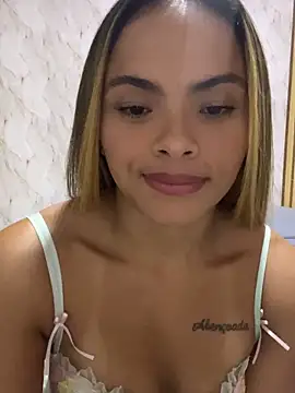 safadinhaquenteW online show from March 13, 4:08 am