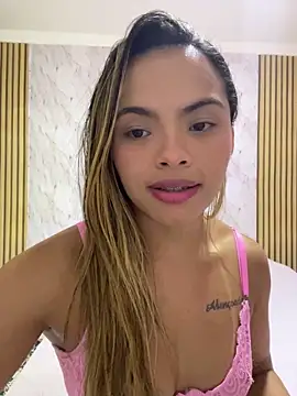 Snapshot of safadinhaquenteW chatting on May 20, 3:40 pm safadinhaquenteW online show from May 20, 3:40 pm