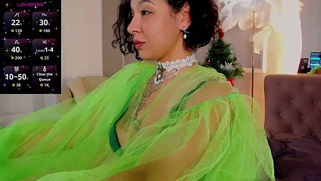 Aisha Goldstein online show from December 18, 5:57 am