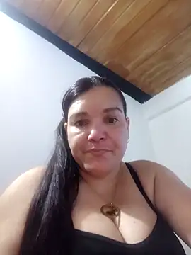 Snapshot of MilfBlonde_ chatting on October 19, 11:11 am MilfBlonde online show from October 19, 11:11 am