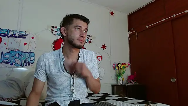 picante70  online show from March 25, 12:11 pm