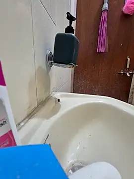 crawlerdrill online show from December 1, 2:38 am