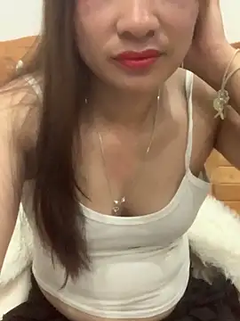 Linh sexyy online show from April 17, 10:46 pm