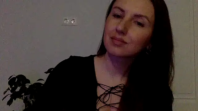 Melivorra online show from February 8, 7:06 pm