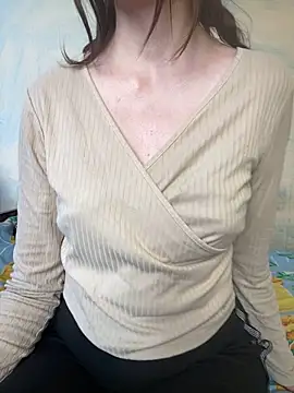 KittieCreme online show from November 3, 9:21 am