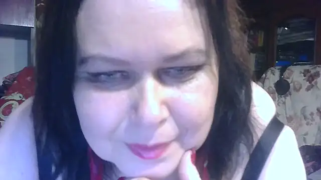 Snapshot of CharleeKendall chatting on November 11, 4:18 pm CharleeKendall online show from November 11, 4:18 pm