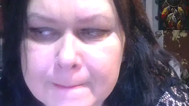 Snapshot of CharleeKendall chatting on November 21, 7:07 am CharleeKendall online show from November 21, 7:07 am