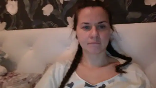Snapshot of GiaaCaranggi chatting on February 9, 7:40 pm GiaaCaranggi online show from February 9, 7:40 pm