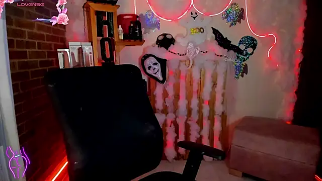 Snapshot of Lizz_martins chatting on October 24, 1:35 am Lizz martins online show from October 24, 1:35 am