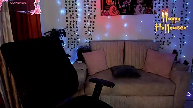 Snapshot of Lizz_martins chatting on November 1, 2:57 am Lizz martins online show from November 1, 2:57 am