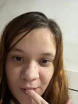 Snapshot of ruivinhadancer chatting on January 13, 10:15 pm ruivinhadancer online show from January 13, 10:15 pm