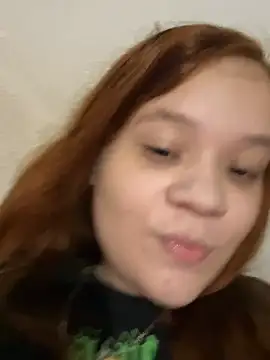 Snapshot of ruivinhadancer chatting on May 3, 8:37 pm ruivinhadancer online show from May 3, 8:37 pm