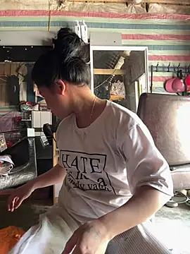 Linh-xxx online show from March 2, 6:36 am