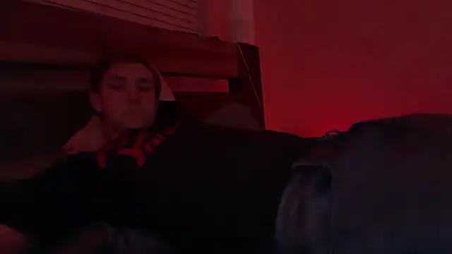 eddieeeeee1232 online show from November 3, 12:57 am