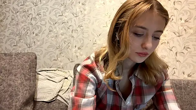 Snapshot of AmeliLia chatting on January 8, 2:08 pm AmeliLia online show from January 8, 2:08 pm