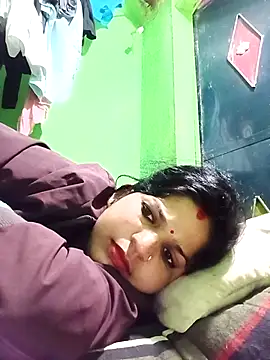 Karishma cute online show from December 4, 11:46 pm