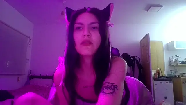 miapink33 online show from January 16, 12:25 am